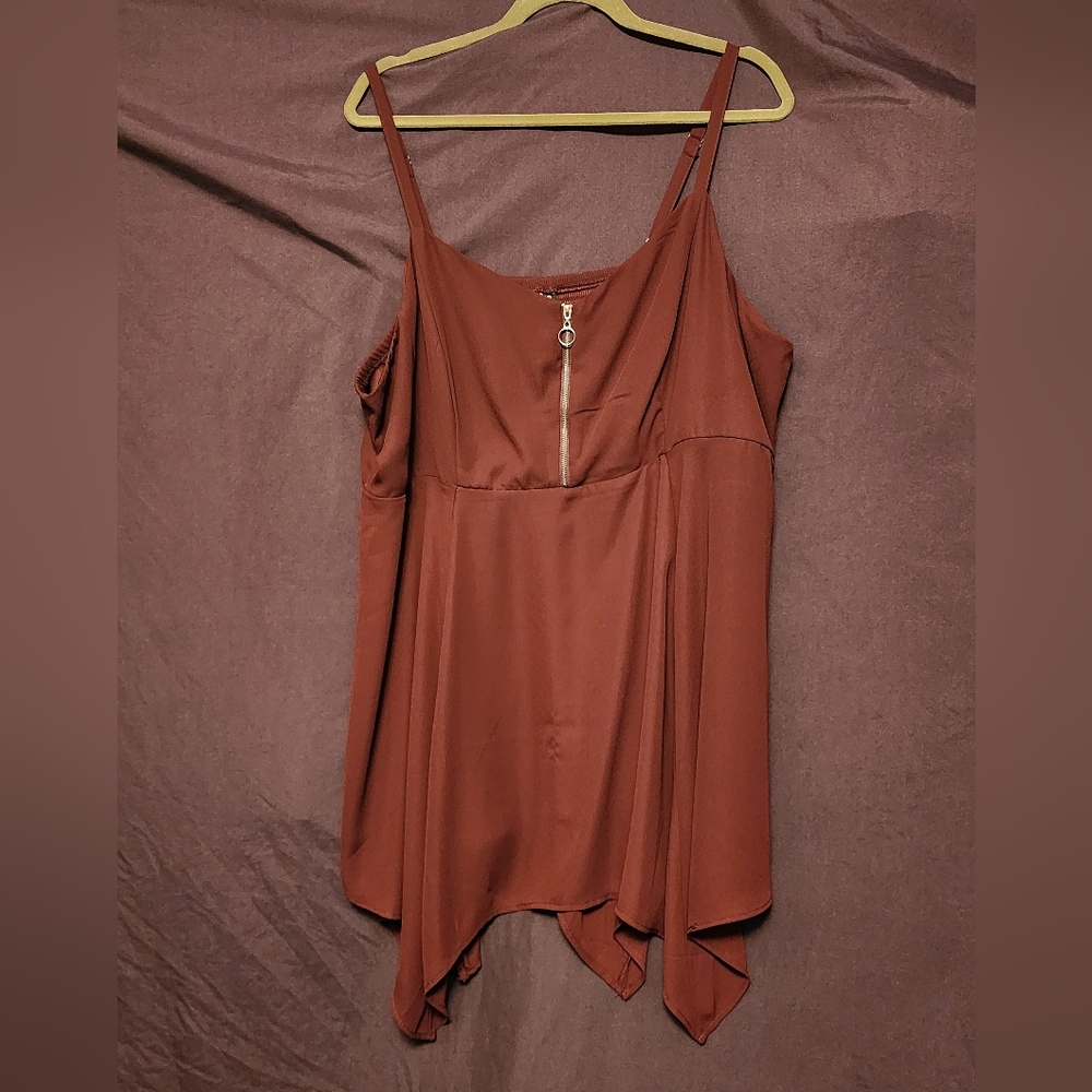 Asymmetric cami